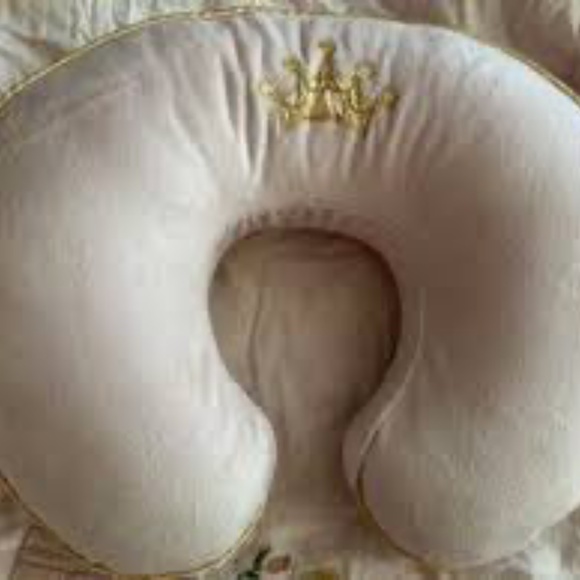 Boppy pillow - Picture 2 of 2